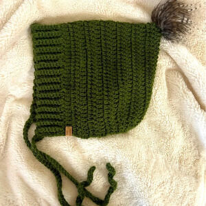 The very sweetest and gorgeously hand knit crocheted winter hat. Like new!